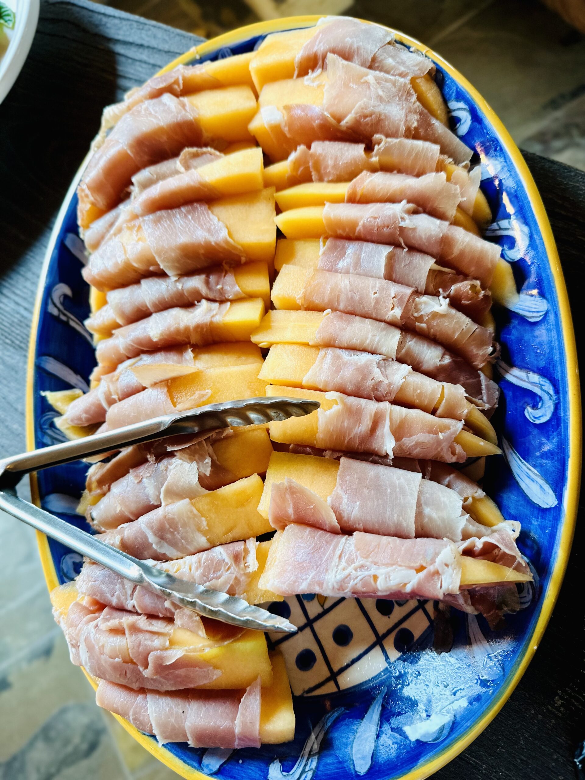 prosciutto wrapped melon